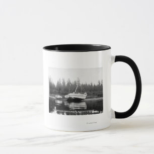 Caneca O Rhododendron no rio Quillayute