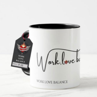 Caneca O script WORK LOVE BALANCE c/ mini coração bússola