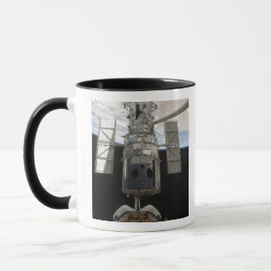 Caneca O vaivém espacial Atlant do telescópio espacial 