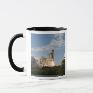 Caneca O vaivém espacial Atlantis tira 7
