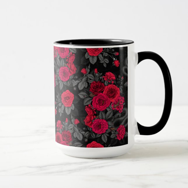 Caneca Oculto nas rosas (Direita)