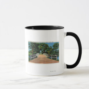 Caneca Opinião norte velha da ponte da estátua minúscu