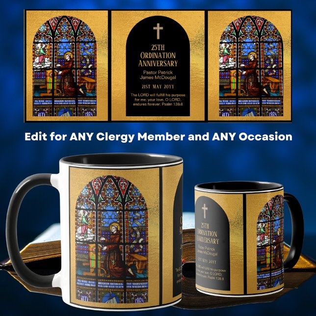 Caneca Ordenação do Padre Deacon Clergy (Criador carregado)