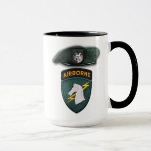 Caneca Os veteranos especiais dos ops SOCOM de USASOC ø