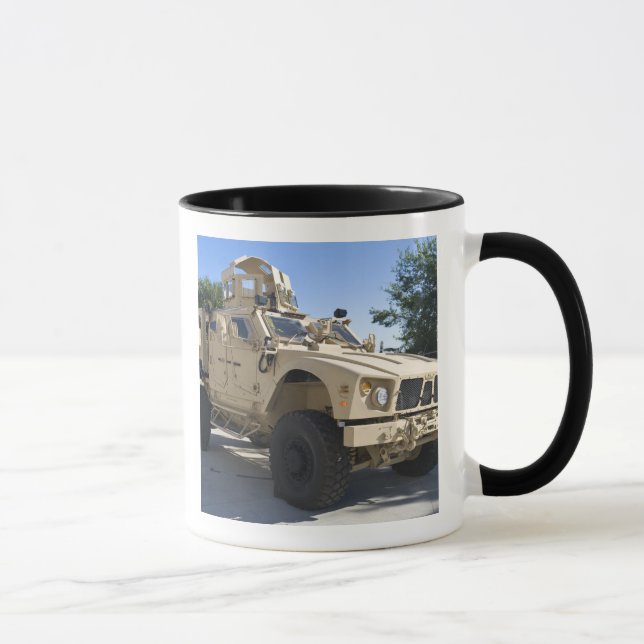 Caneca Oshkosh M-ATV (Direita)