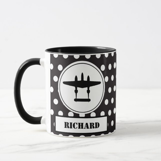 Caneca P-38 Silhueta em círculo branco em preto (Esquerda)