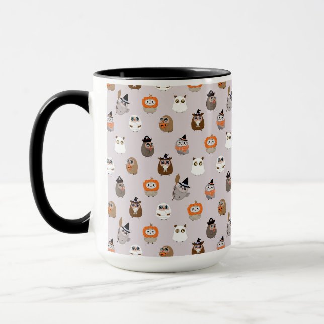 Caneca Padrão Adorável das Corujas de Halloween (Esquerda)