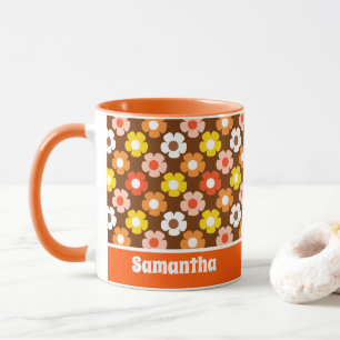 Caneca Padrão das flores de outono de Retro Castanho
