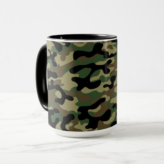 Caneca Padrão de Camuflagem Caqui Florestal (Frente Esquerda)