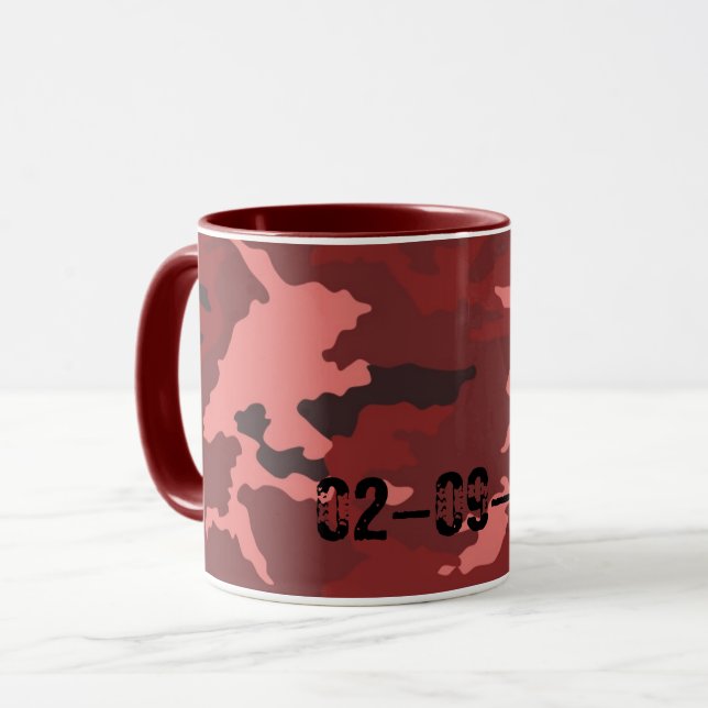 Caneca Padrão de camuflagem vermelha (Frente Esquerda)