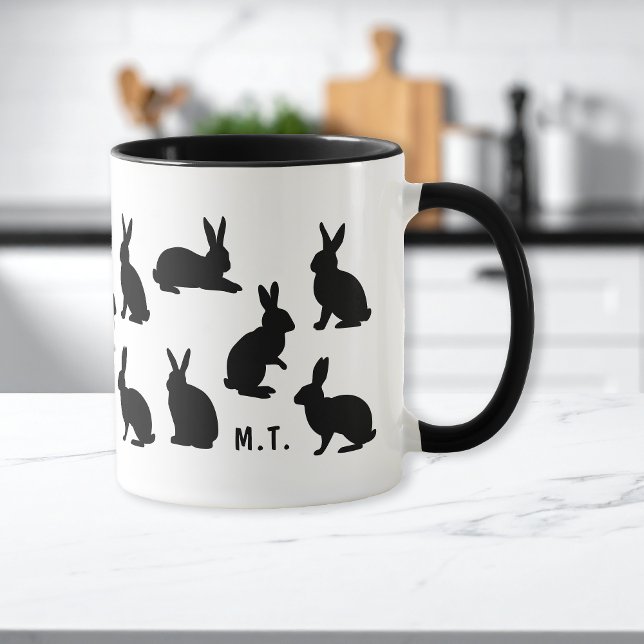 Caneca Padrão de Coelho Simples em Preto com Monograma Pe (Criador carregado)