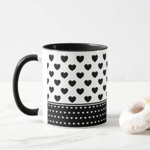 Caneca Padrão De Corações na moda Preto E Branco