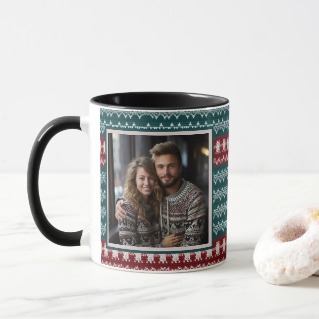 Caneca Padrão de Knit de Suéter de Natal Feio Personaliza (Com Donut)