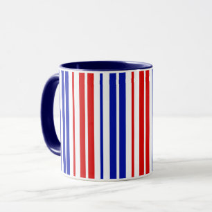 Caneca Padrão de Listras Brancas Vermelhas e Azuis