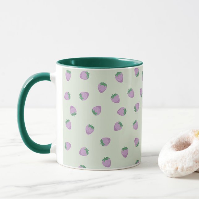 Caneca Padrão de Morango Roxo em Fundo Verde (Com Donut)