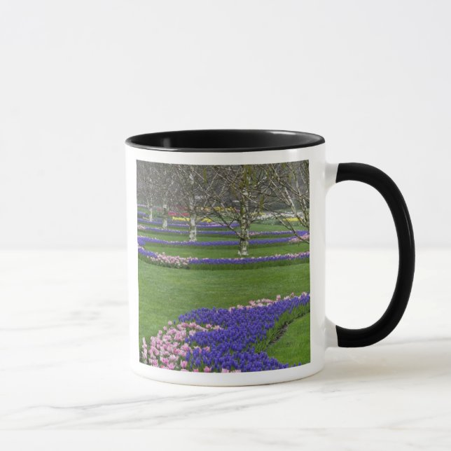 Caneca Padrão de tulipas e flores de jacinto de uva, 4 (Direita)