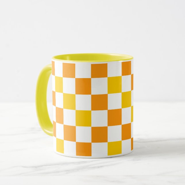 Caneca Padrão de xadrez laranja branco e amarelo (Frente Esquerda)
