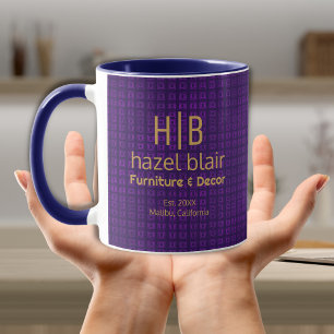 Caneca Padrão dos quadrados roxos roxos do logotipo Doura