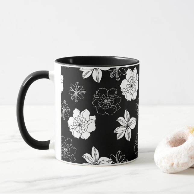 Caneca Padrão Floral Preto e Branco (Com Donut)