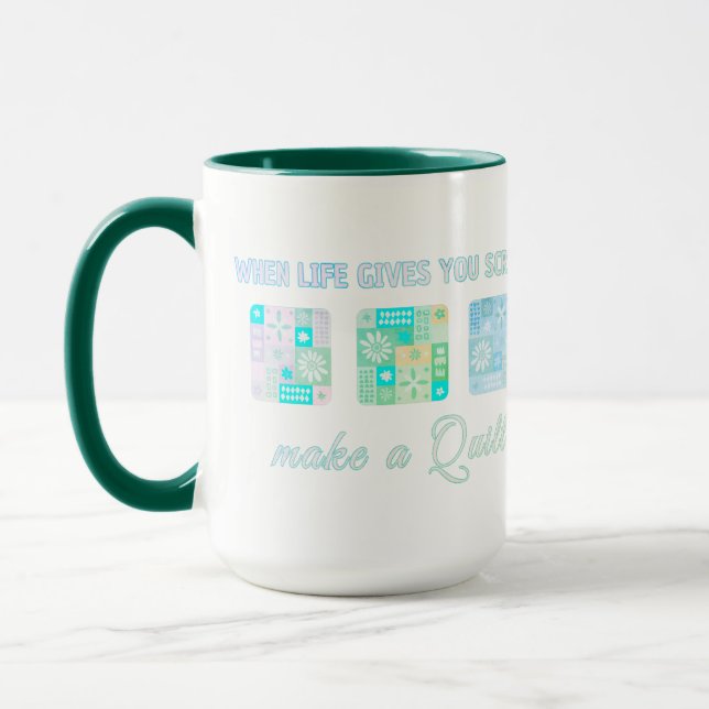 Caneca Padrão Floral Xadrez Fofo em Tons de Verde (Esquerda)