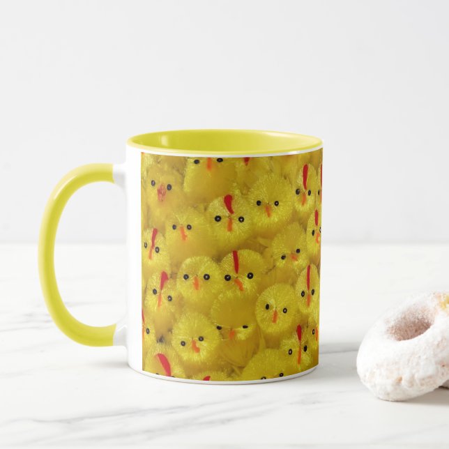 Caneca Padrão moderno dos Pintinhos de brinquedos de Pásc (Com Donut)