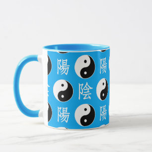 Caneca Padrão Yinyang Chinês de Fundo Azul