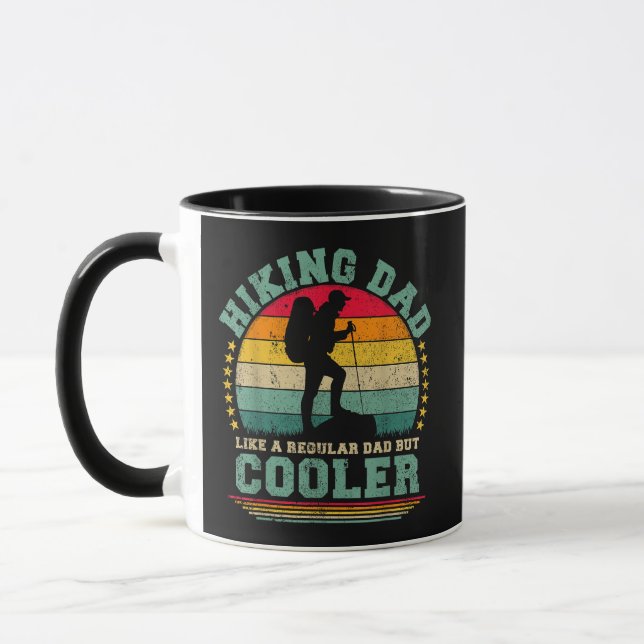 Caneca Pai Divertido de Caminhada Como Um Pai Normal de C (Esquerda)