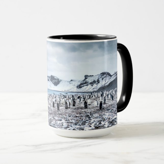 Caneca Paisagem de Colônia de Pinguins Chinstrap (Frente Esquerda)