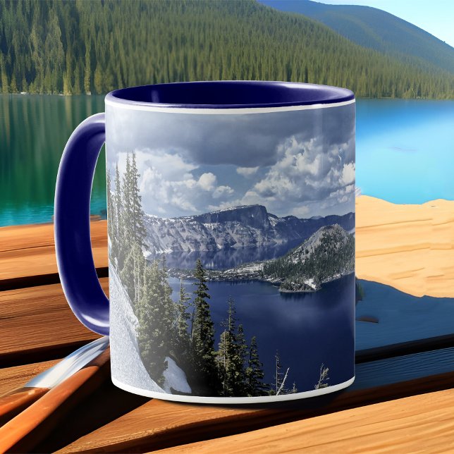 Caneca Paisagem de Montanha Snowy no Lago de Cratera Azul (Crater Lake Oregon scenic landscape photo mug)