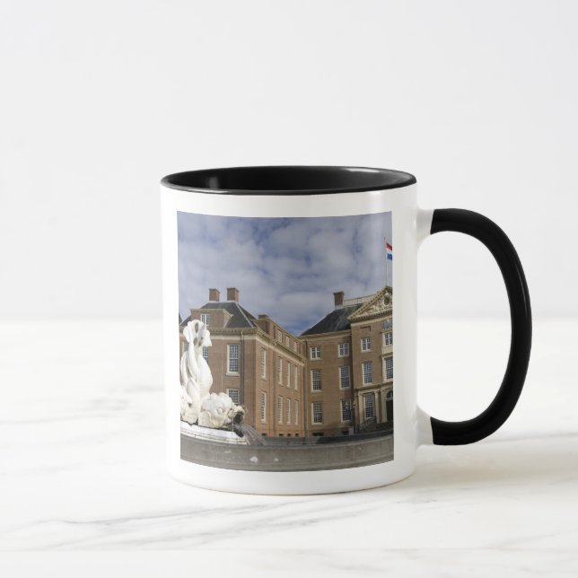 Caneca Países Baixos (também conhecido como Holanda), Ape (Direita)