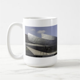 Caneca Panorama do museu de Guggenheim