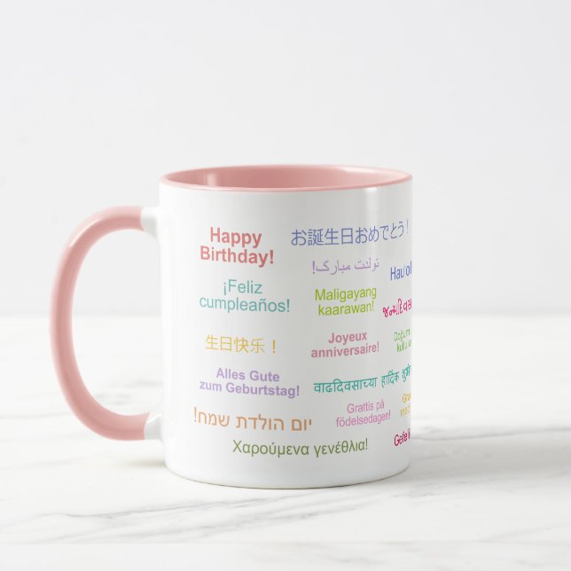 Caneca Parabéns em muitos idiomas diferentes no domingo (Esquerda)