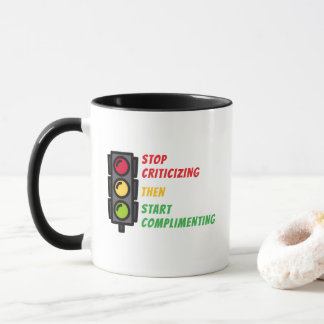 Caneca "Pare de Criticar"
