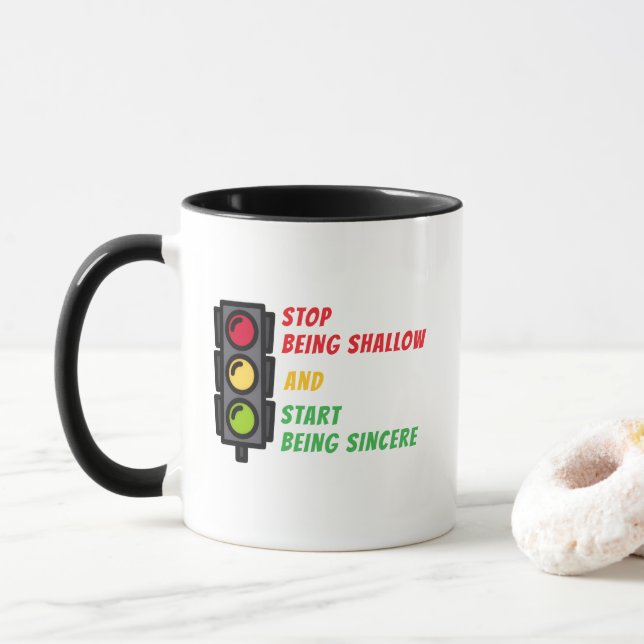 Caneca "Pare de Ser Superficial" (Com Donut)