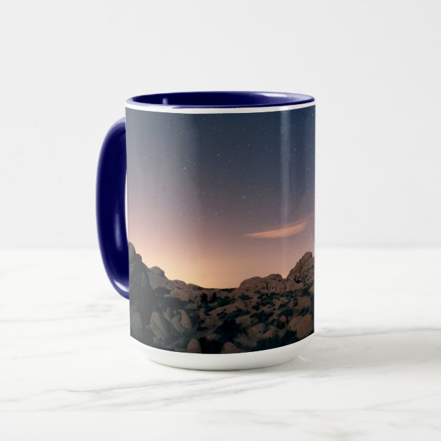 Caneca Parque Nacional do Sunset Sobre Joshua Tree (Frente Esquerda)