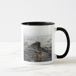 Caneca Parte de uma maré negra no Golfo do México