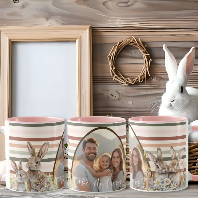 Caneca Páscoa de fotos do Pastel Stripes com Bunnies (Pastel Stripes photo Easter with Bunnies Mug)