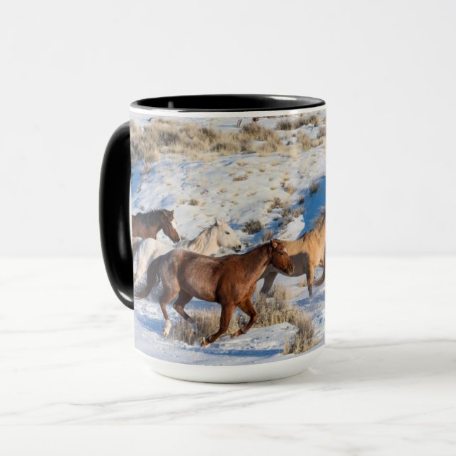 Caneca Passeio de Cavalo no Inverno no Hideout Ranch (Frente Esquerda)