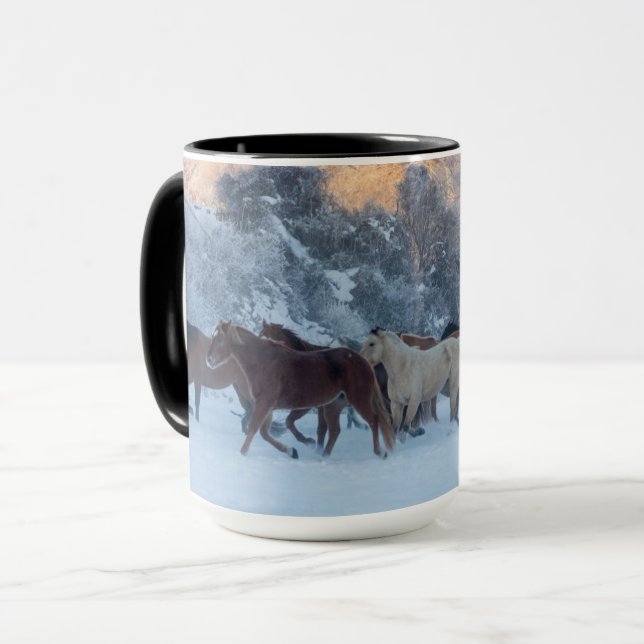 Caneca Passeio de Cavalo no Inverno no Hideout Ranch (Frente Esquerda)