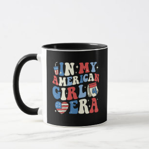 Caneca Patriótica Retro da Era da Garota Americana