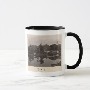 Caneca Pavilhão da ilha no jardim de Cantanement