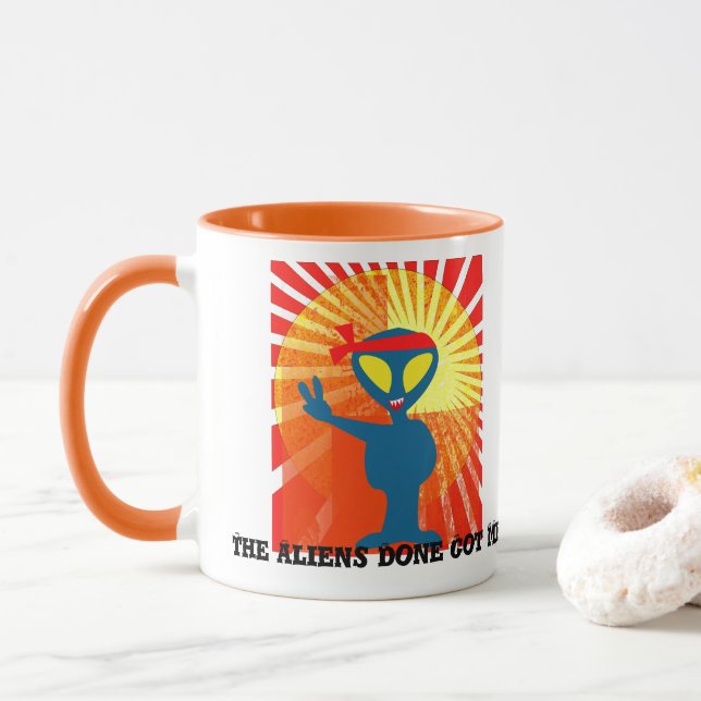 Caneca Paz Os Aliens Feitos Me Pegaram (Com Donut)