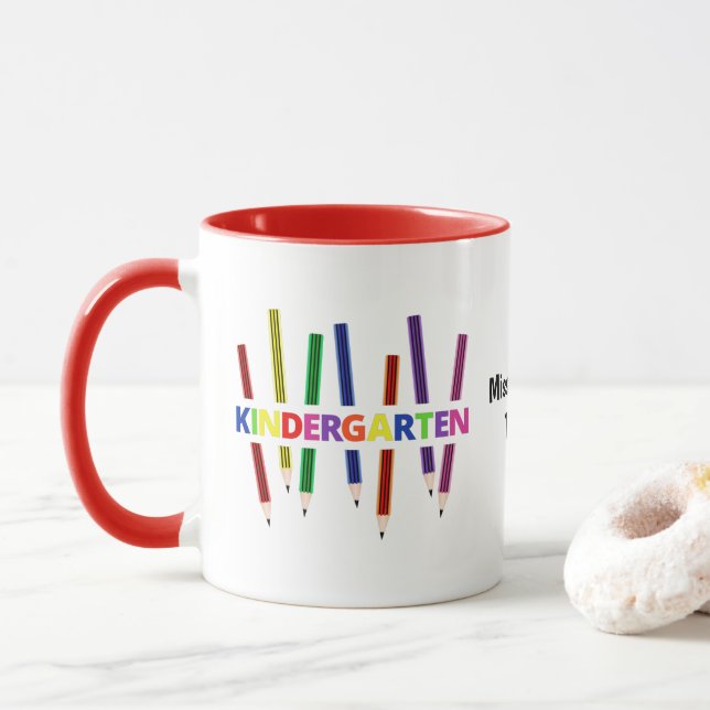 Caneca Pencils Kindergarten - Adjunto Personalizável (Com Donut)