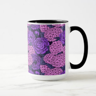 Caneca Penia e hidrangea em rosa e violeta