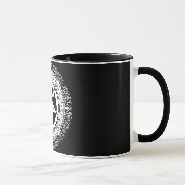 Caneca Pentagram ornamentado (Direita)