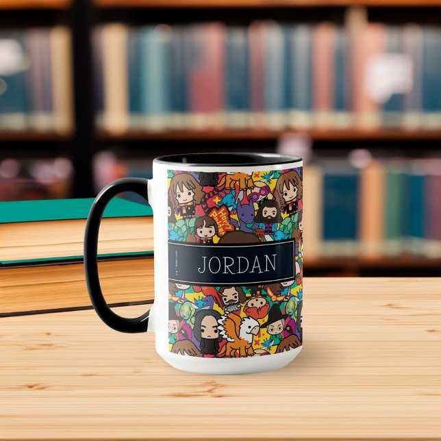 Caneca Personagem de desenho do Harry Potter | Adicione s (Mug on table)