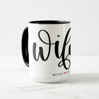 Caneca Personalização de Letra Preta Simples Wifey
