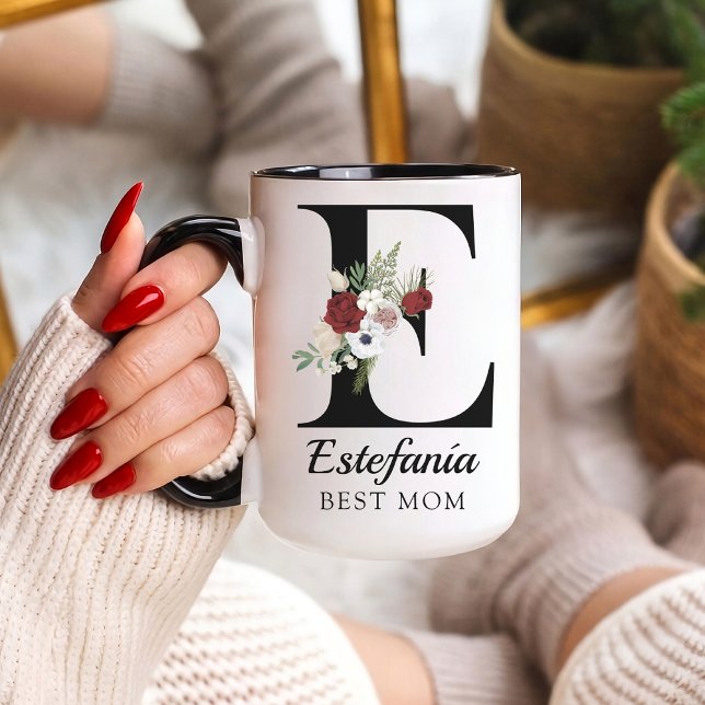 Caneca Personalizada com Monograma Floral para a M (Personalized Floral Alphabet Mug Gift for Mom, Teacher, Nurse, Doctor, Coworker, Boss or Bridesmaid)
