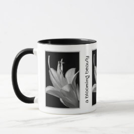 Caneca Personalized Hosta Flower in Black and White
