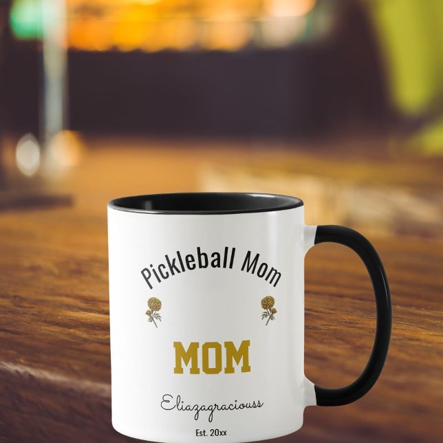 Caneca Personalized Simple Modern Pickleball Mom Gift  (Criador carregado)